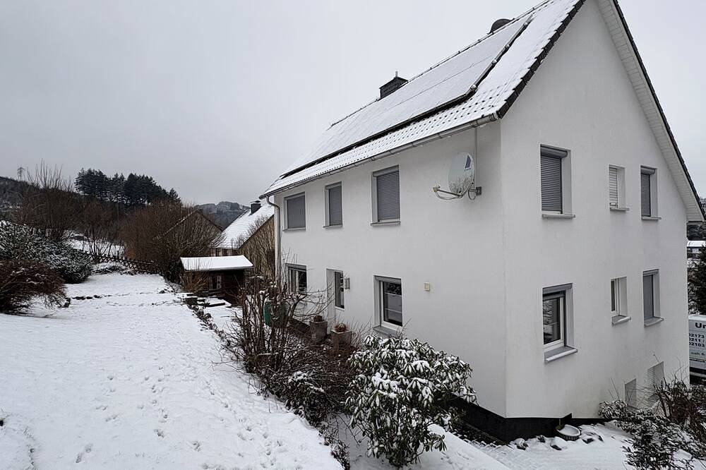 Ganze Wohnung, Ferienwohnung in der nähe toller Wanderwege und Ski-Gebiete in Bad Laasphe, Kreis Siegen-Wittgenstein