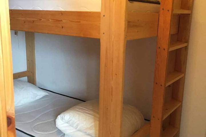 Appartement entier, Studio pour 4 personnes avec ascenseur, parking gratuit et accès direct aux pistes in La Pierre Saint-Martin, Arette
