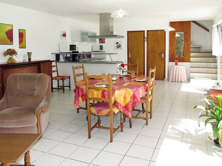 Location de vacances pour 6 personnes, avec jardin et terrasse à Plouhinec (Morbihan) - 4