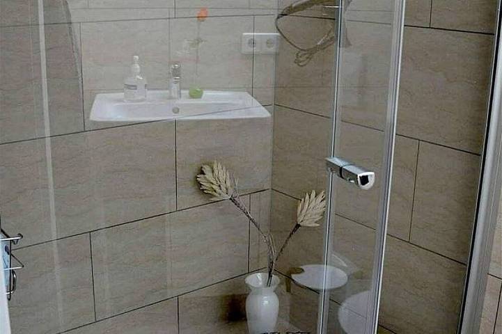Ganze Wohnung, Ferienzimmer Hecht-Kammer mit Dusche/Wc in Quitzdorf am See, Oberlausitz-Niederschlesien