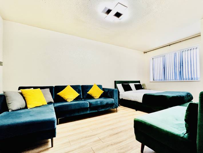 Hockley 4-Bed, Sleeps 12 w/ Garden & Free Parking in Birmingham, Birmingham y alrededores