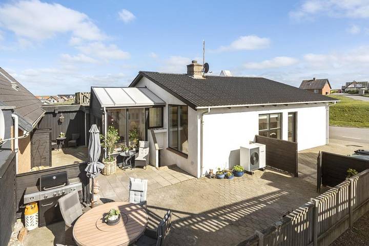 Villa for 6 personer, med balkon/terrasse og jacuzzi i Lemvig