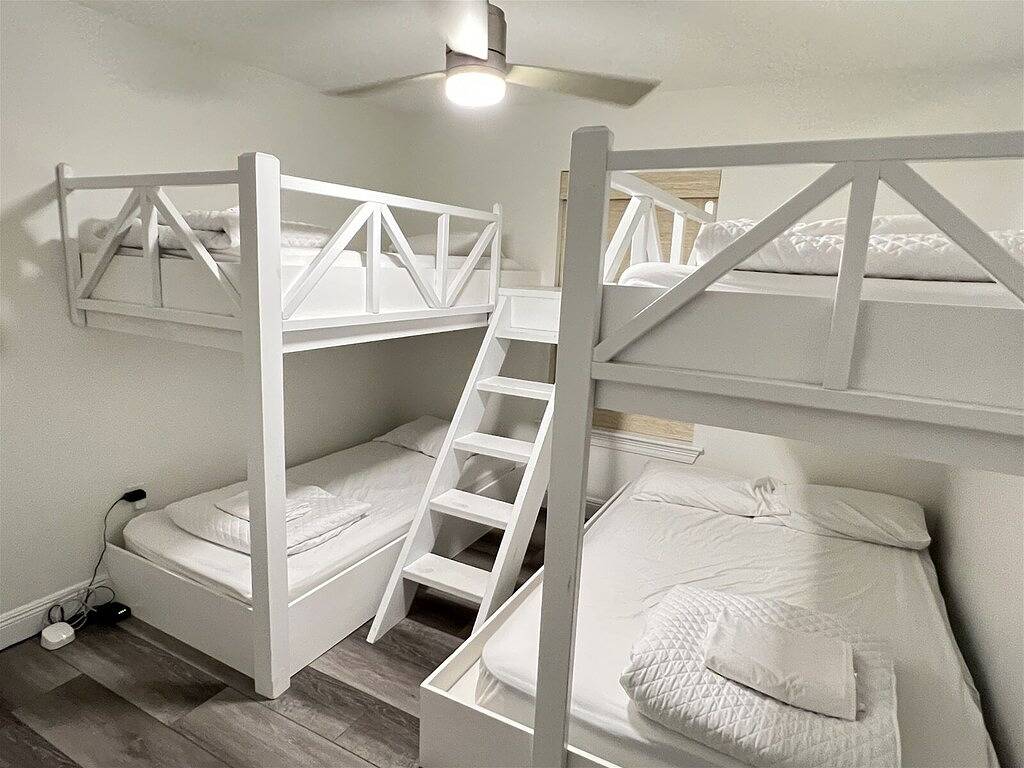 Breakaway - Beachfront - Island Realty in Grand Isle, Jefferson Parish