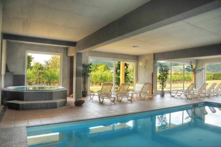 Hôtel pour 2 personnes, avec Jacuzzi ainsi que Piscine et Vue