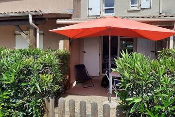 Gîte pour 6 personnes, avec piscine dans Plages des Cabanes de Fleury