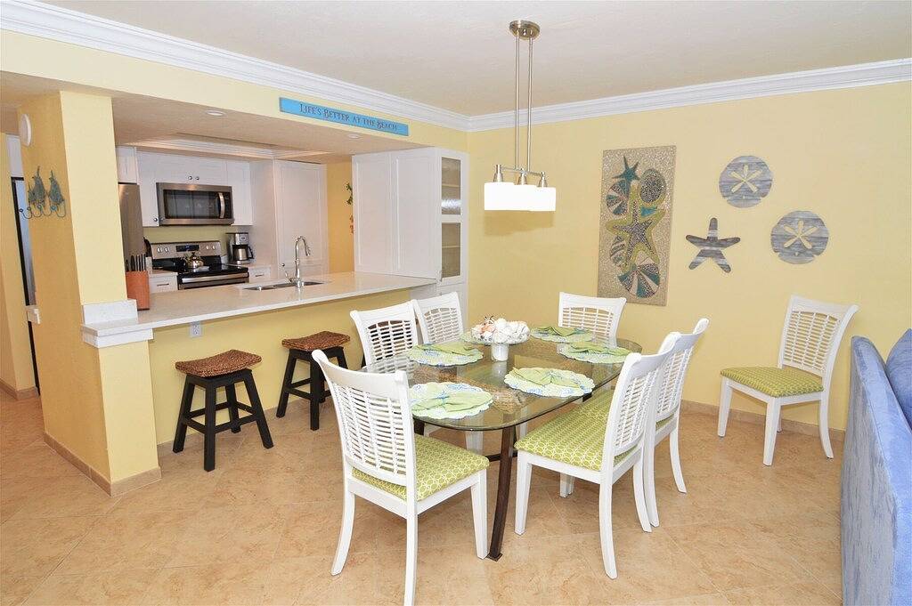 Ganze Wohnung, Nur wenige Schritte vom Strand entfernt, familienfreundliches Resort in der Nähe von Einkaufsmöglichkeiten und Sehenswürdigkeiten in Punta Rassa, Southwest Florida