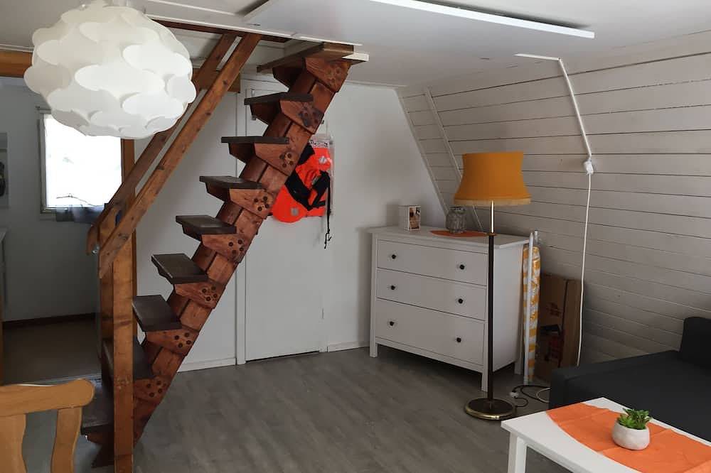 Finnhütte Dirk-Dieter mit Privatstrand in Großzerlang, Rheinsberg