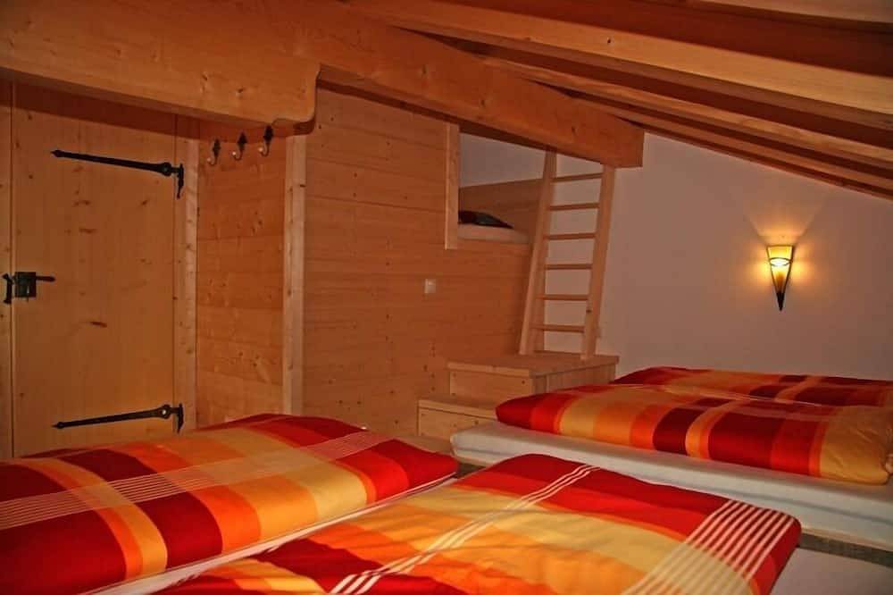Ganze Wohnung, Ferienwohnung Blockhaus bis max. 10 Personen ca. 90 qm in Kiefersfelden, Bayerische Alpen
