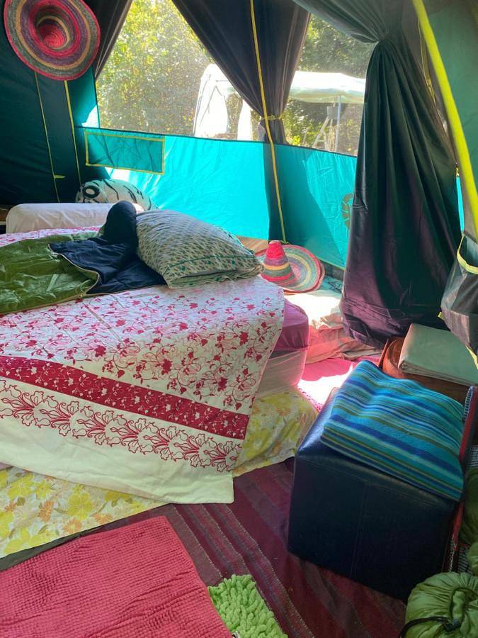 Tente pour 4 personnes, avec vue ainsi que piscine et jardin, animaux acceptés dans les Alpes maritimes - 3