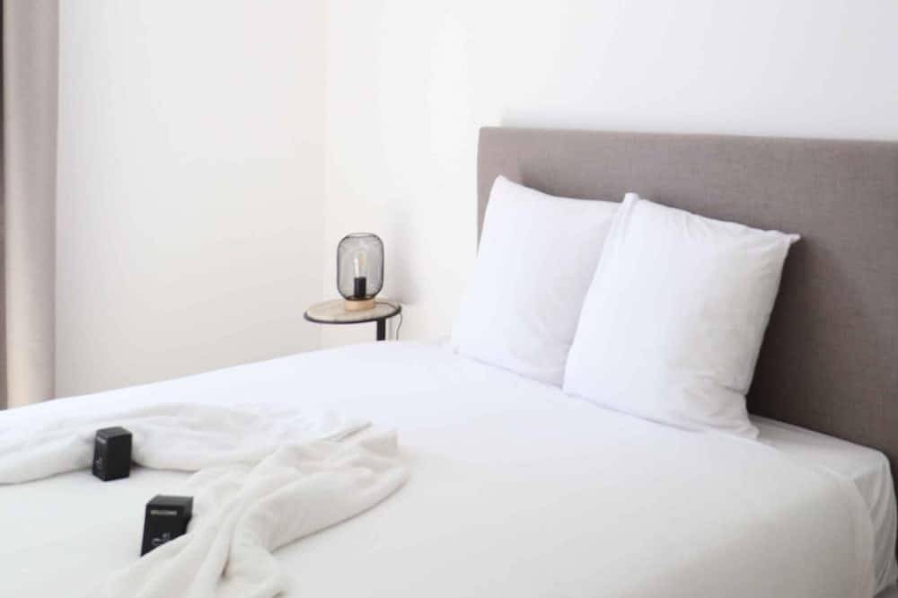 Ganze Wohnung, 4 personnes - Budget-Apartment-Ensuite mit Dusche in Bussy-Saint-Georges, Seine-et-Marne