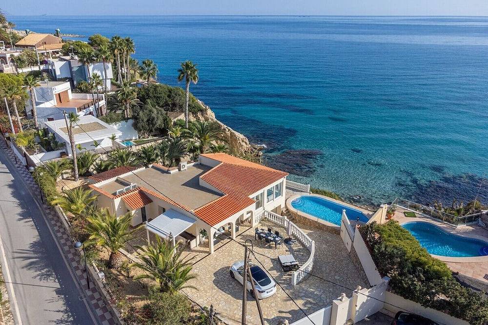 Casa vacanza a Alacantí a partire da 381€ a notte