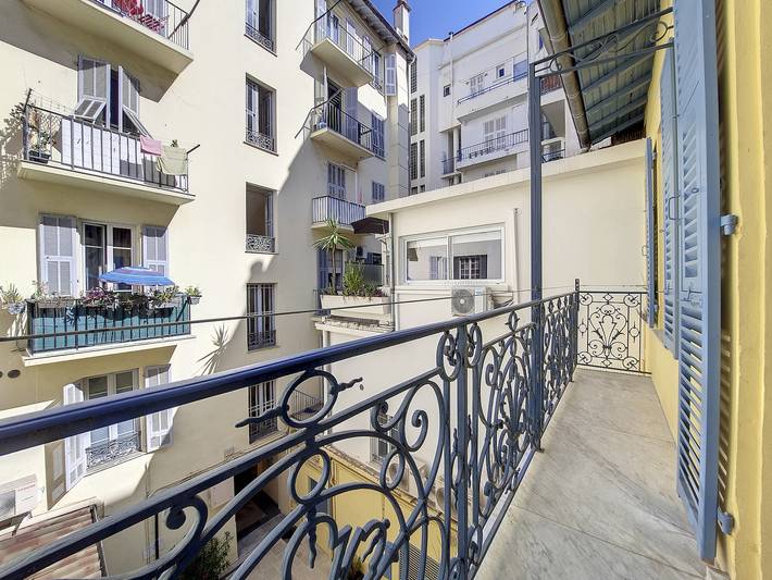 Gîte pour 2 personnes, avec balcon dans Office De Tourisme Et Des Congres De Nice - 4
