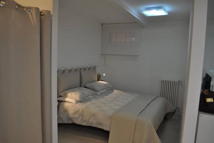 Ganze Wohnung, Modernes Familienstudio zwischen Markusplatz und Arsenale. in Venedig, Lagune von Venedig