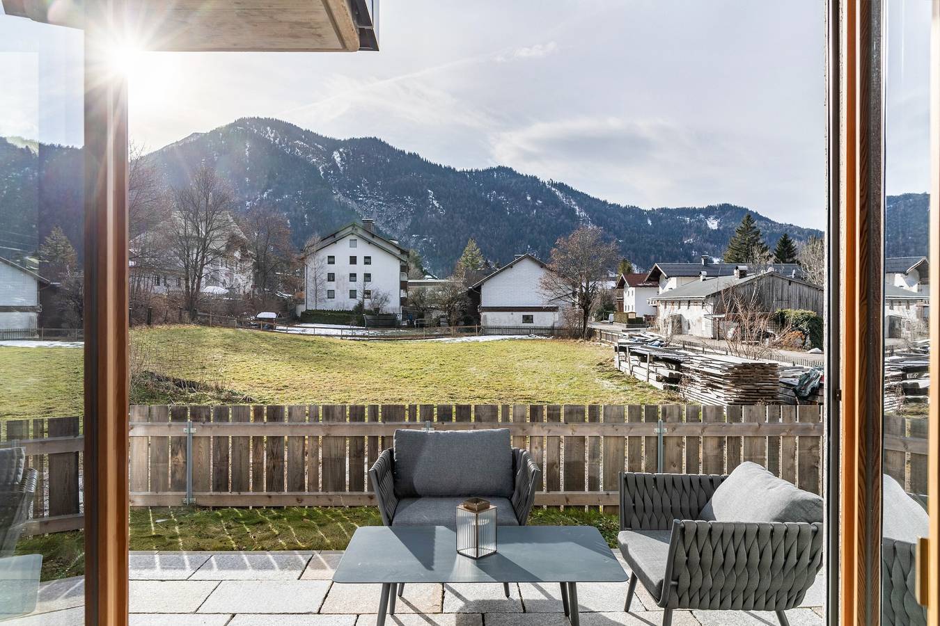 Ganze Wohnung, Apartment 'Luisa' mit Bergblick, privater Terrasse und Wlan in Scharnitz, Arnspitzgruppe