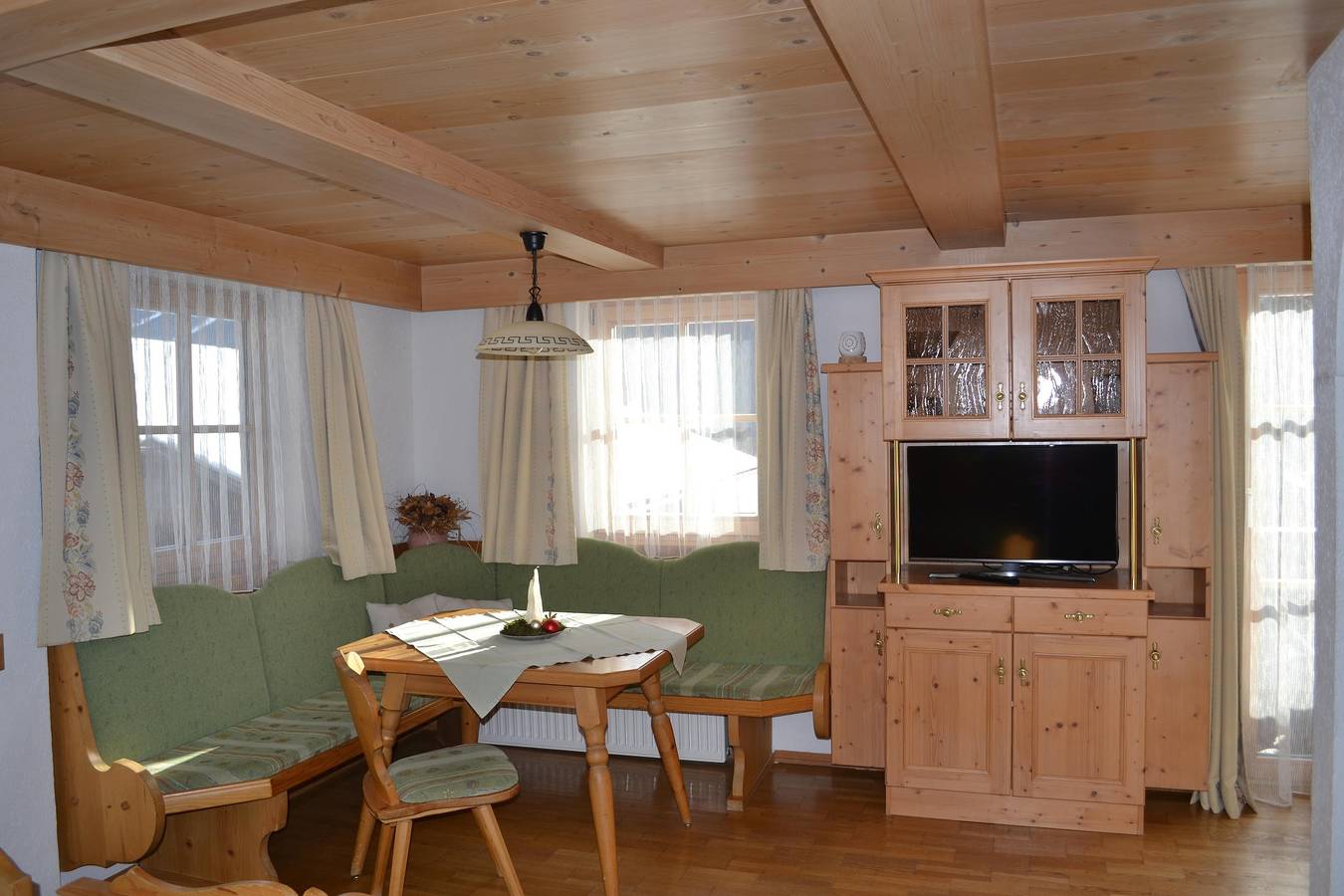 Ganze Ferienwohnung, Sonnbergblick in Virgen, Bezirk Lienz