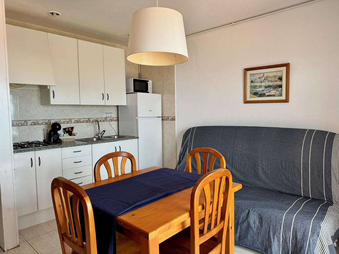 Ganze Wohnung, Apartment am Meer mit Terrasse in Lloret de Mar in Central Lloret de Mar, Lloret de Mar