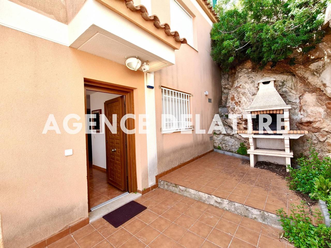 Appartement entier, Appartement avec garage privé, climatisation, Wi-Fi, 3 chambres, Peñíscola. in Peñíscola, Costa del Azahar