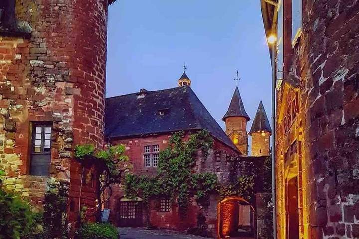 Location de vacances pour 8 personnes, avec terrasse et jardin à Nadaillac - 2