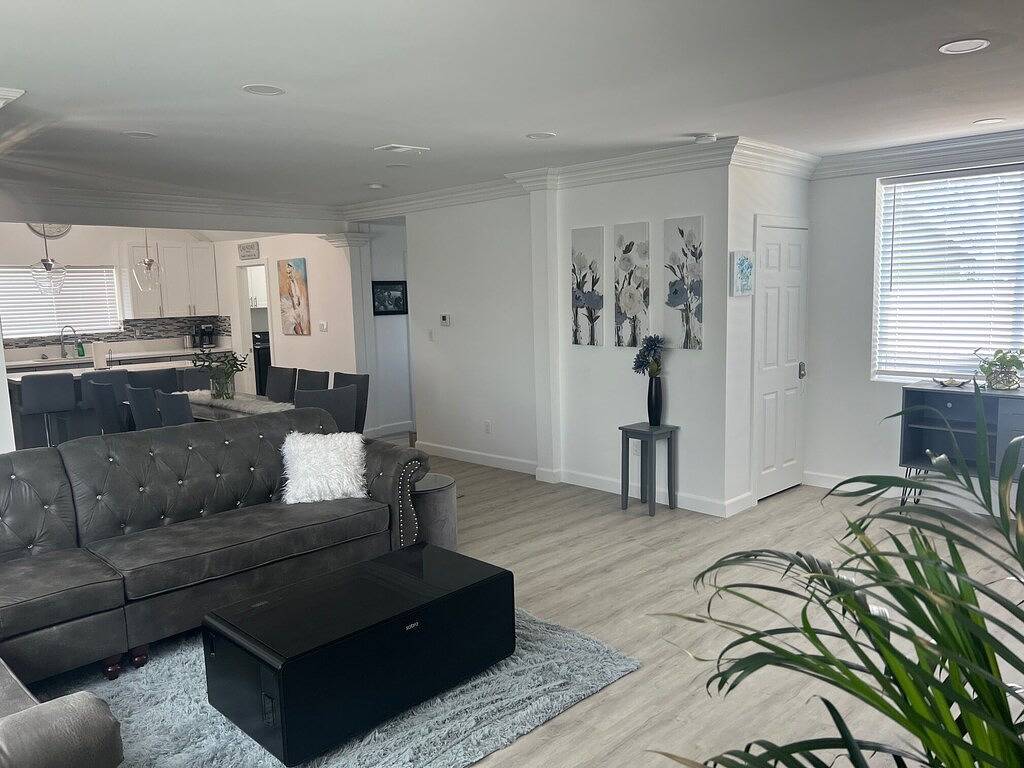 Spacious Modern Grey Home in Westminster, Orange County