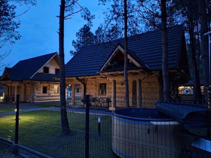 Ferienpark für 8 Personen, mit Garten und Whirlpool sowie Sauna und Pool in Polen