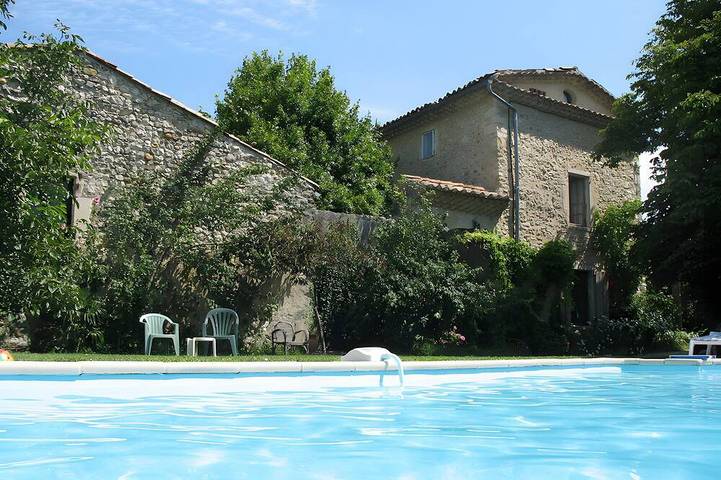 Chambre d’hôte pour 2 personnes, avec jardin et piscine - 1