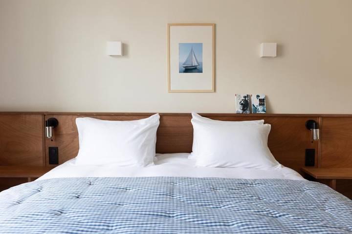 Hôtel pour 2 personnes, avec Terrasse ainsi que Jardin et Vue dans Le rocher de la Vierge