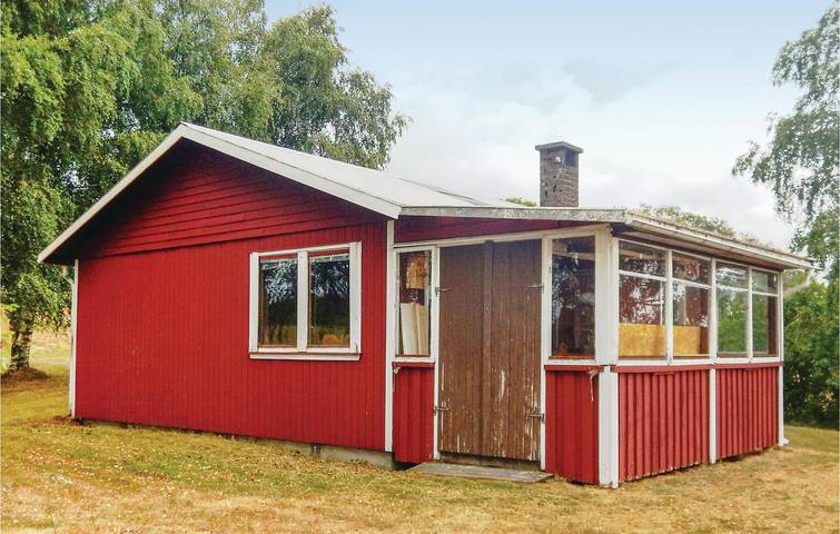 Hus för 4 Personer med trädgård in Dalsland