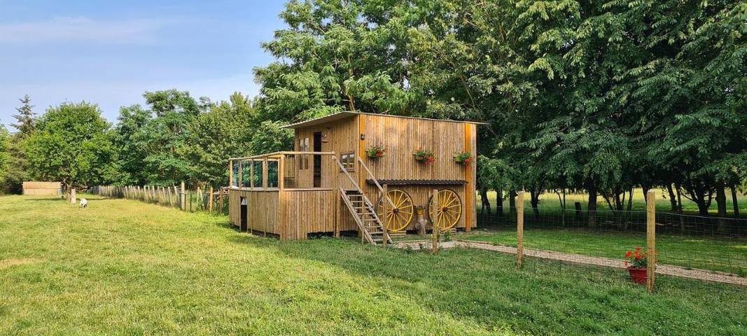 Chalet pour 2 personnes, avec terrasse dans Eure-et-Loir - 2