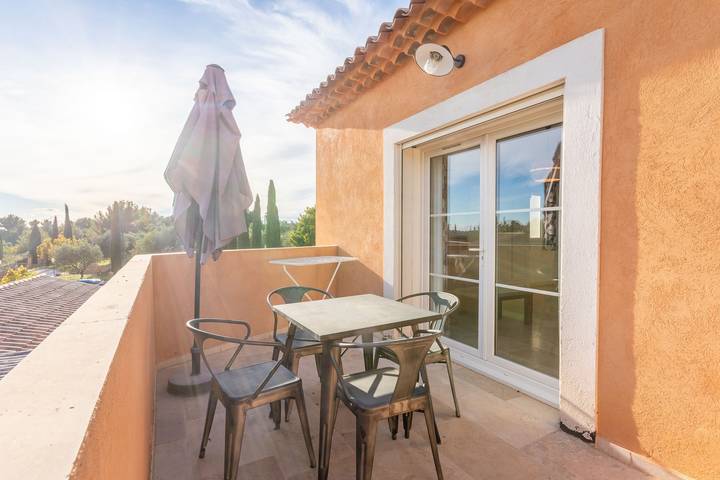 Location de vacances pour 6 personnes, avec balcon à La Cadière-d'Azur - 2