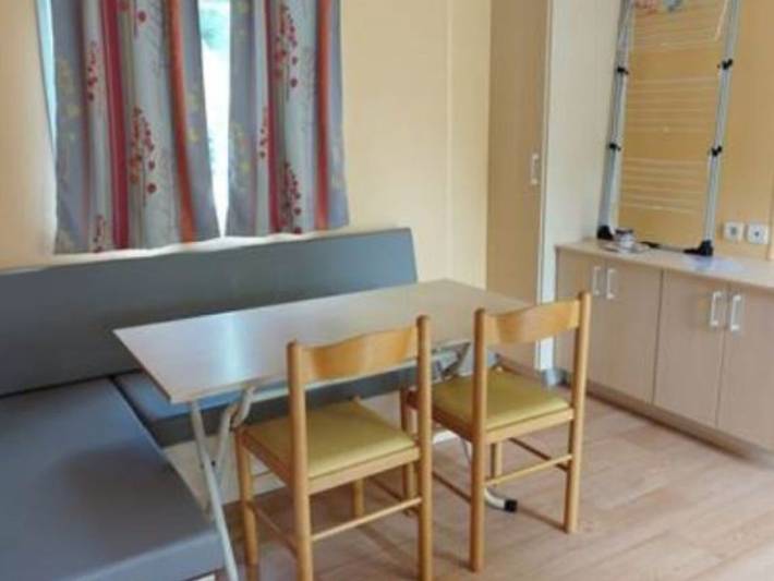 Mobil home pour 6 personnes, avec terrasse à Les Avenières - 2