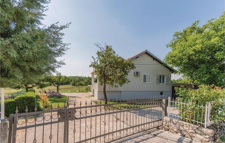 Ferienhaus für 8 Personen, mit Terrasse - 1