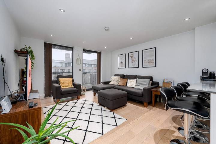 Apartment for 4 people, with Balcony in London