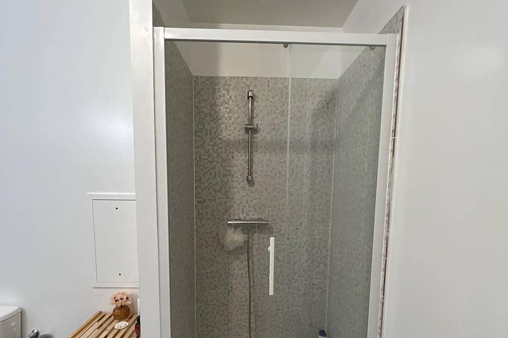 Entire apartment, 1 Bedroom Apartment in Aulnay-sous-Bois in Aulnay-sous-Bois, Seine-Saint-Denis