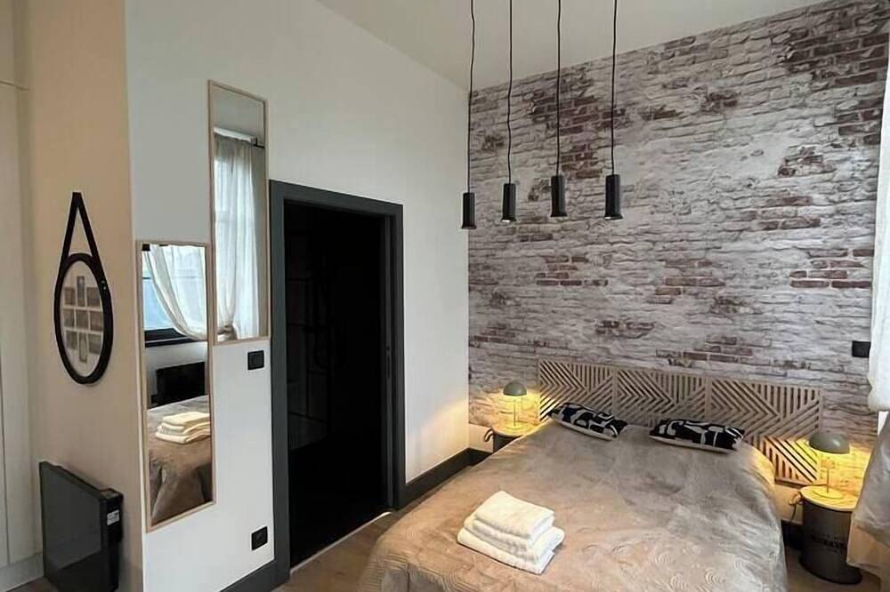 Appartement entier, Studio Anna proche de Mulhouse in Wittelsheim, Région de Thann