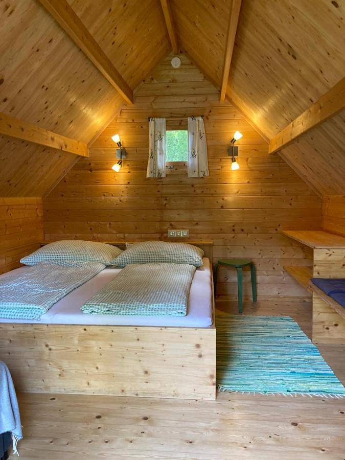 Ferienpark für 3 Personen, mit Garten und Ausblick sowie Pool in Kärnten - 2