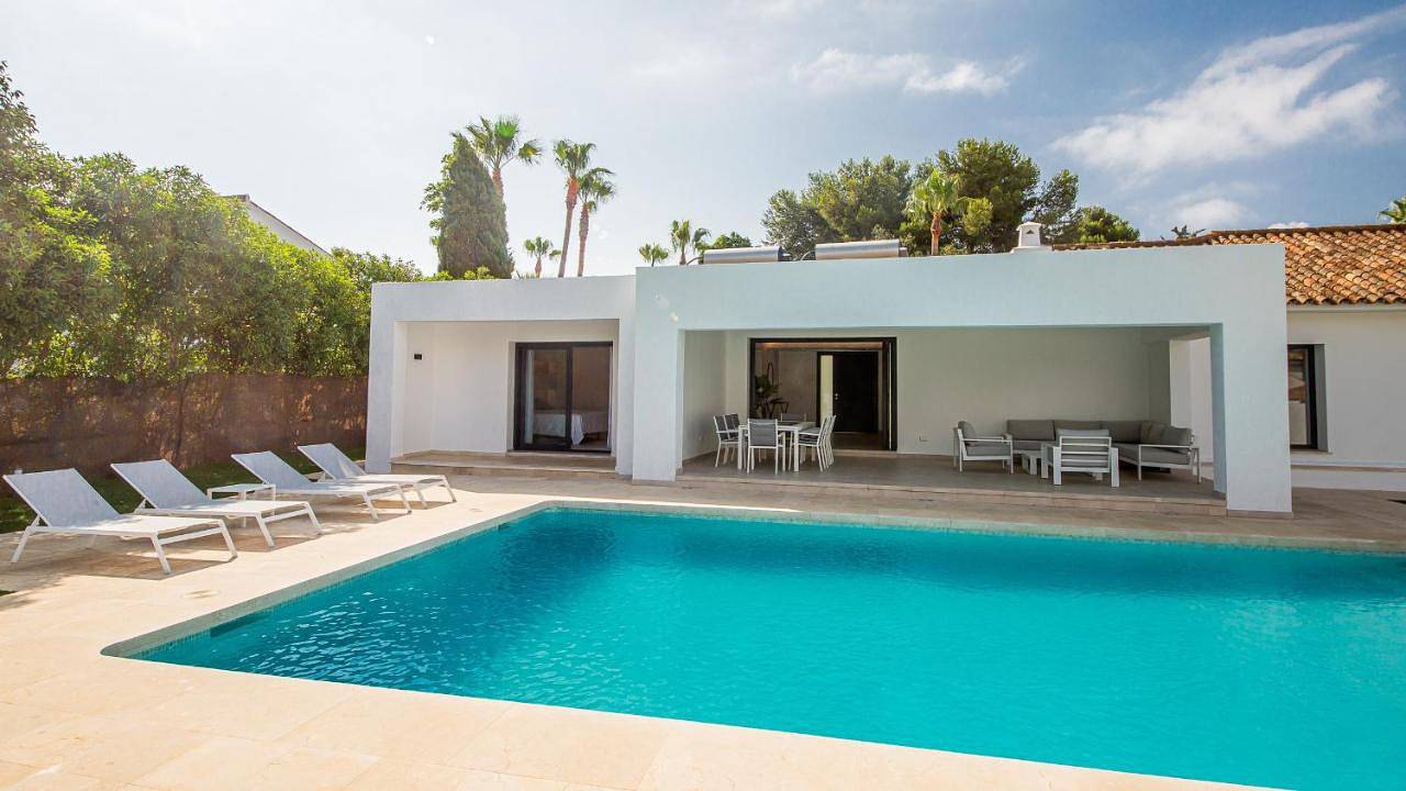 Villa with Private Pool in Sotogrande, San Roque