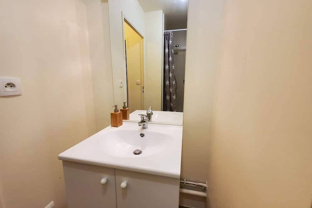 Entire apartment, Le Balcon Haendel in Chartres region