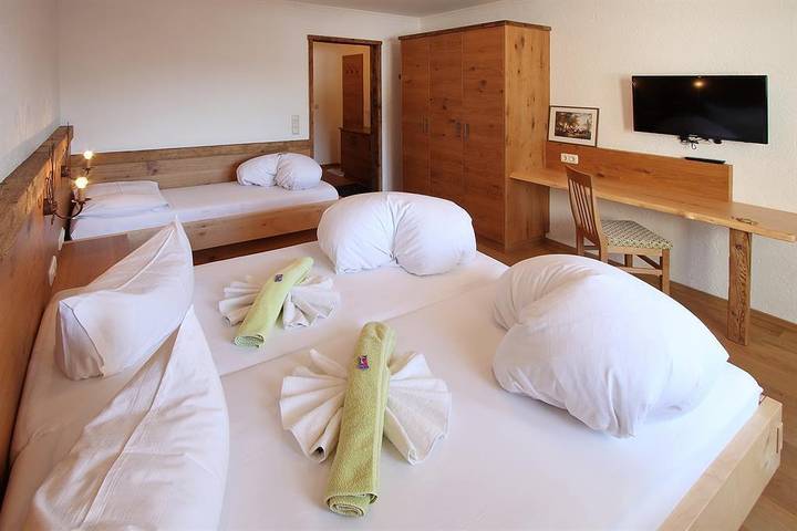 Ferienwohnung für 3 Personen, mit Terrasse und Sauna sowie Garten in Leogang - 4