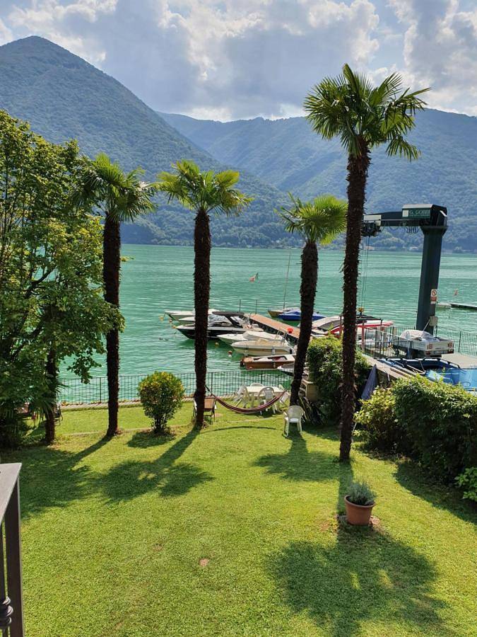 Ferienhaus für 5 Personen, mit Garten und Ausblick sowie Seeblick am Luganersee
