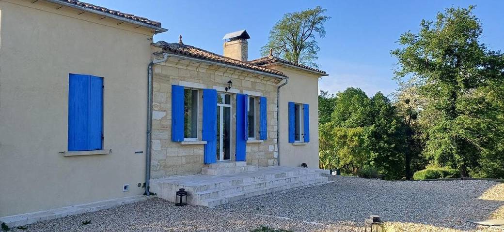 Location de vacances pour 10 personnes, avec terrasse et piscine ainsi que vue sur le lac et vue, animaux acceptés à Guîtres - 4