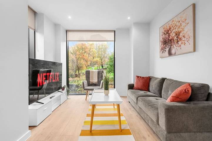 Glamping for 4 people, with balcony in Manchester