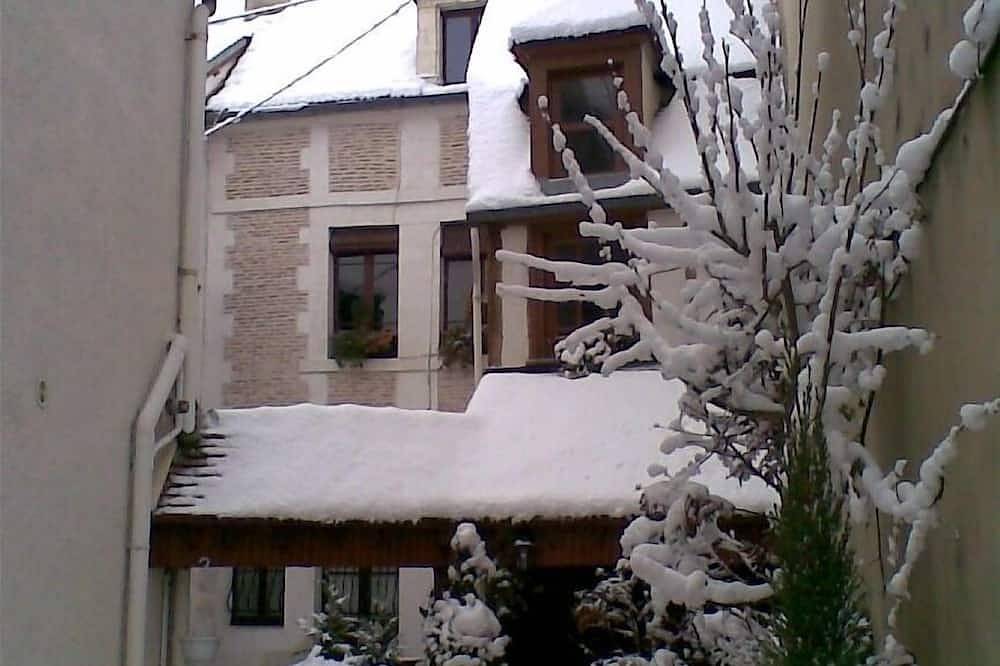 Baco Propiedad en el corazón del centro histórico de la ciudad de Auxerre (casa) in Auxerre, Auxerre region