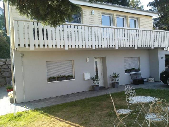 Ferienhaus für 4 Personen, mit Terrasse und Garten sowie Ausblick in Hartheim
