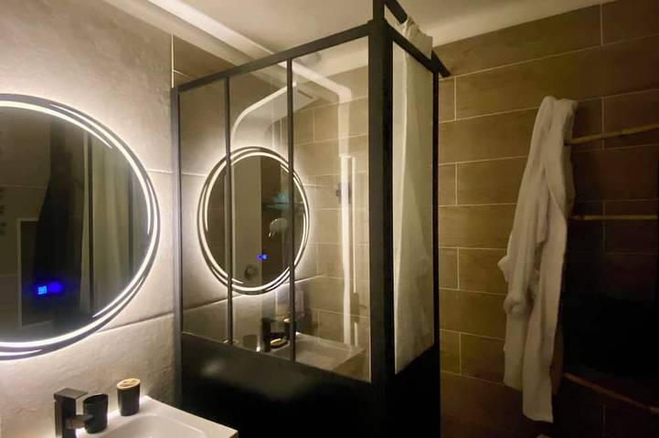 Gîte pour 4 personnes, avec balcon à Entraigues-sur-la-Sorgue - 4