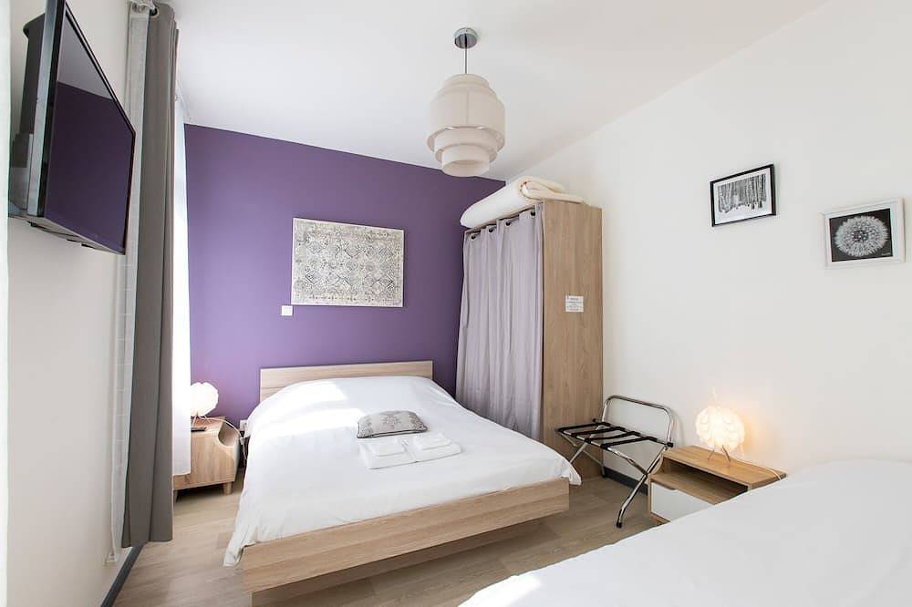 Appartement entier, Appartement 4 couchages + terrasse in Saint-Quentin, Aisne
