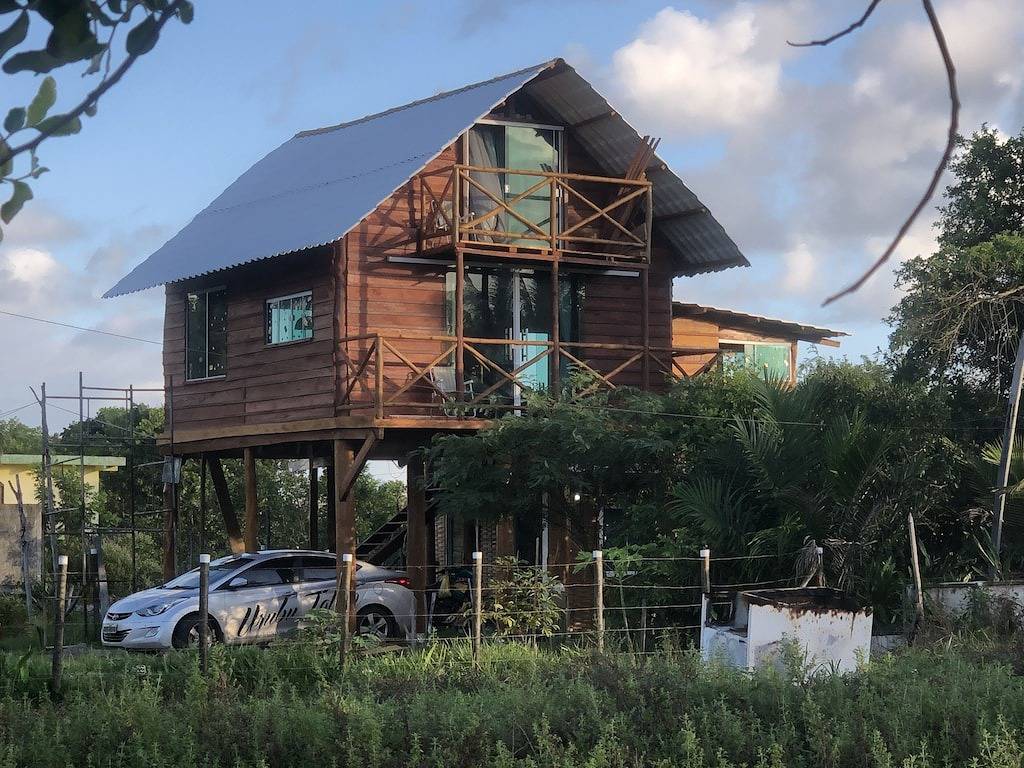 Chalet Praia dos Garcez, 50 meters from the sea in Recôncavo Baiano