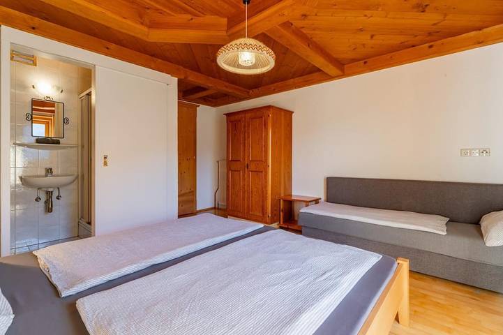 Ganze Wohnung, Ferienwohnung mit Bergblick im Salzburger Land in Uttendorf, Pinzgau