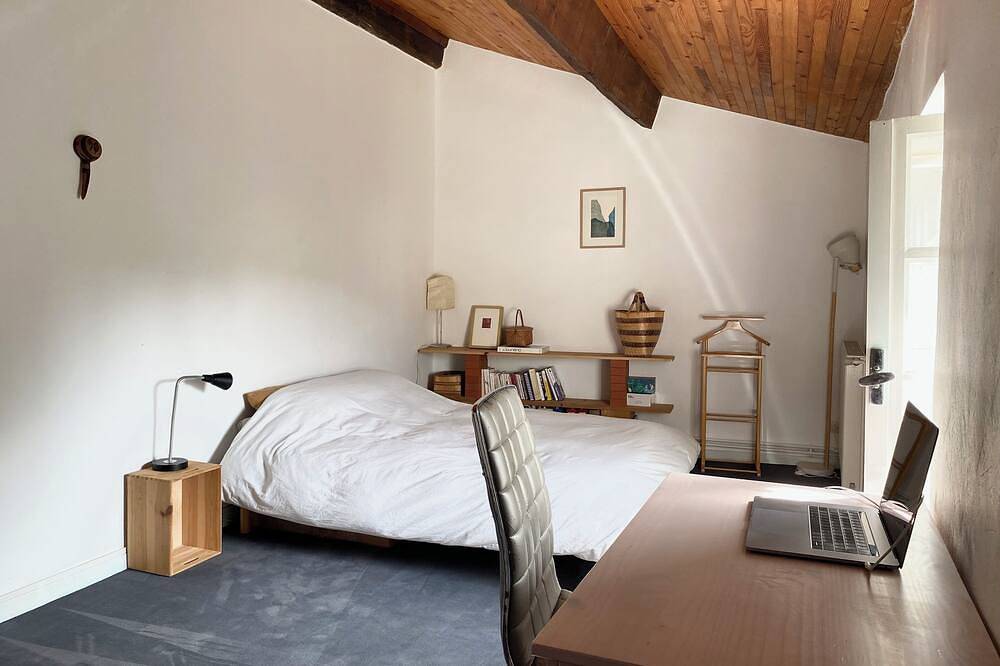 Centrally located house with garden in Dieulefit, Región de Nyons