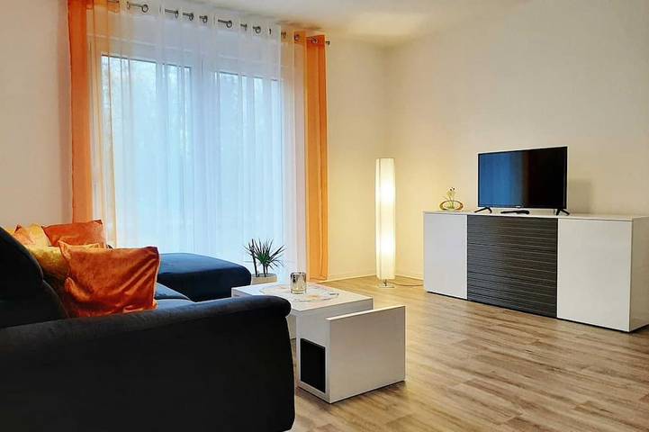 Ferienwohnung für 4 Personen, mit Terrasse und Garten in Lauta