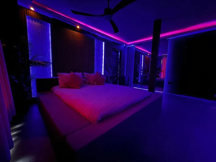 Apartamento de vacaciones para 2 personas, con jardín además de jacuzzi y sauna - 1